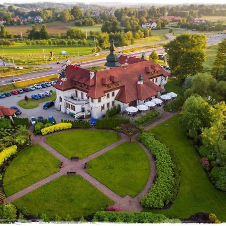 Hotel Kasztel Rzezawa エクステリア 写真