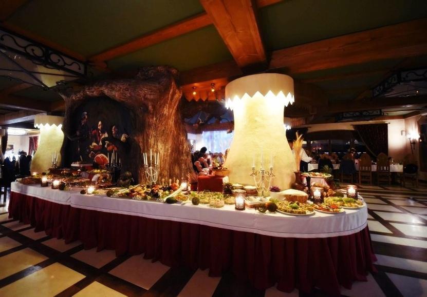 Hotel Kasztel Rzezawa エクステリア 写真